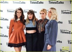 lena-dunham-confirms-that-there-will-be-a-girls-movie-24.jpg