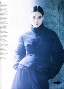 marie_claire_fr_sept_1990_15.thumb.jpg.e8ed772a2b3659799744b23e0b1c0bd8.jpg