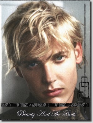 Who is the blonde hair blue eyed model? - Model ID - Bellazon Who is the blonde hair blue eyed model? - Model ID - Bellazon