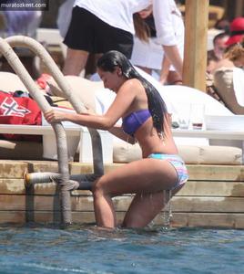 merve_sevi_bikini_0019.jpg