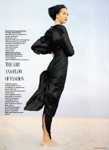 uk_vogue_jan_1986_4.thumb.jpg.1a55722c14293d251177e2f1ab9e6fb7.jpg