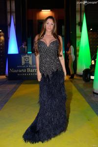 1323300-nabilla-benattia-attending-the-renault-950x0-1.jpg