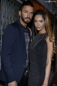 1475401-nabilla-and-thomas-leaving-cosy-box-950x0-1.jpg