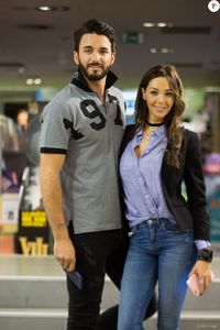 2469480-nabilla-benattia-dedicace-son-livre-tro-950x0-2.jpg