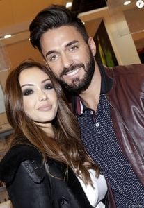 3162040-nabilla-benattia-et-son-compagnon-thomas-950x0-1.jpg