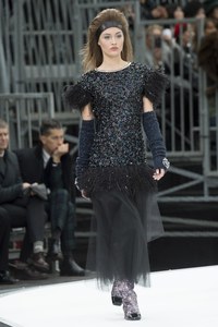 Grace Elizabeth at  Chanel Fall 2017 RTW Paris 1.jpg