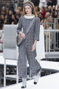 Lauren de Graaf at  Chanel Fall 2017 RTW Paris 1.jpg