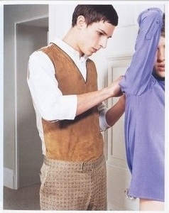 prada-catalogue-ss2000 (2).jpg