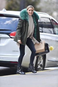    oliviap120317BZNimage6.jpg
