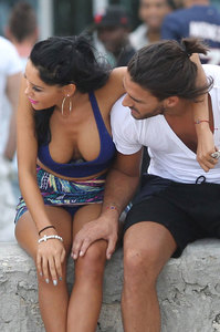 nabilla-benattia (2).jpg