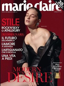 58cf7036f0e23_MarieClaireItaliaAbril2017.thumb.jpg.ac8b22a20e5b3259a21729242afbc708.jpg