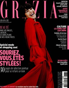 Gemma Arterton grazia 24 mars 2017.jpg
