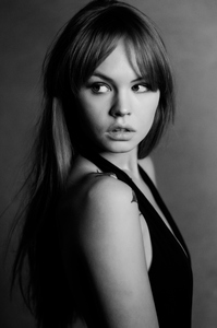 58d7584f643b1_AnastasiyaScheglova104225883byPhilReznikov.thumb.jpg.55b86464bb99ae48456e53ea9eb8cd47.jpg