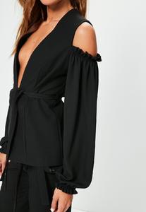 58dea8d697e6a_black-cold-shoulder-frill-detail-blazer2.thumb.jpg.cb6df825fc2ee4d3b21b0209fe9e6178.jpg