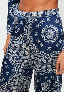 58dec6ed9d6d2_petite-exclusive-navy-satin-printed-wide-leg-trousers2.thumb.jpg.59e81327ae7c7bbfa774a49306aae5d3.jpg