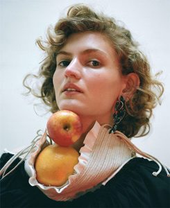 Lotte-Van-Noort-ODDA-Magazine-Theresa-Marx-06-620x757.jpg