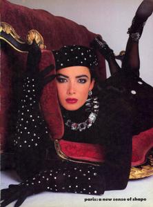 Meisel_Vogue_US_July_1985_09.thumb.jpg.35f1c915b01a9a9bf66a00bbc555d6a9.jpg