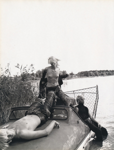 Mikael_Jansson_Arena_Homme_Plus_Fall_Winter_2001-2002_13.thumb.jpg.023f20e9fea71ef573cb5e2128aecc3c.jpg