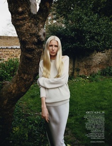 Penetta_Vogue_UK_July_2015_05.thumb.jpg.2b225bb7609404a551d6768d0305ef20.jpg