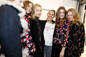 bckstg-at-isabel-marant-rtw-fall-2017-collection-paris-fashion-week-pfw-ss17-012.thumb.jpg.8afdd5da928083108ef45691014c71cf.jpg