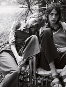 edie-campbell-by-josh-olins-for-vogue-uk-march-2015_2_poses_moda.jpg