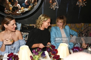 edie_kurt_geiger_flash_dinner_22mar17_gettyimages_15.thumb.jpg.8ef1482bbc80dc27749ebb0a58ea31ee.jpg
