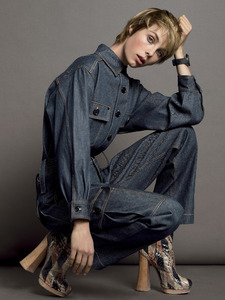 edie_vogue_mar15_eyval_2.jpeg