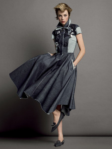 edie_vogue_mar15_eyval_4.jpeg