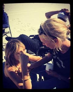edie_vogue_paris_mar17_bts_lynseyalexander.thumb.jpg.61135fdb41035cc477ad545070e06e52.jpg