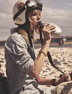 edie_vogue_paris_mar17_mikaeljansson_2.jpg