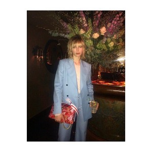 ediebcampbell_kurt_geiger_flash_dinner_22mar17.thumb.jpg.cd30e76ab581301baecab70f8a7659c4.jpg