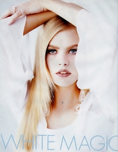 elle_oz_aug_1990_3.jpg