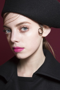 jacquemus-bks-z-rf17-4585.jpg