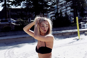 jodie-lee-lauren-engel-03.jpg