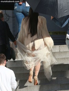 kim_kardashian_see_through_0025.jpg