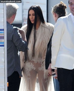 kim_kardashian_see_through_0027.jpg