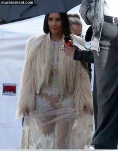 kim_kardashian_see_through_0031.jpg