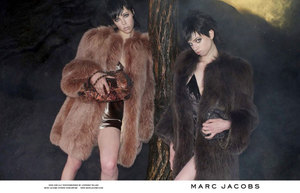 marc-jacobs-fall-2013-ads101.thumb.jpg.463dc8c6bc996d2dc83fa1c63c344cc0.jpg