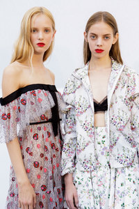 mxmodels-mariana-zaragozza-giambattista-valli-spring-2017-5.jpg