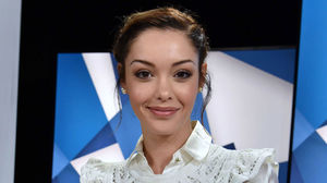 nabilla-benattia-se-re-concilie-avec-son-pere.thumb.jpg.3a75c8090aefc480f16c07666c206366.jpg