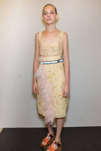 prada-bks-z-rs17-2768.jpg