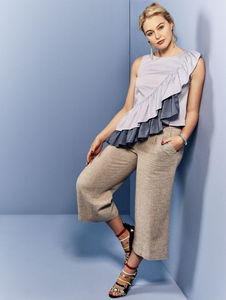 rbk030117fashiontops_005.jpg