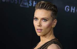 scarjo300317Image2.jpg