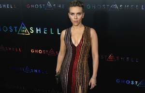 scarjo300317Image38.jpg