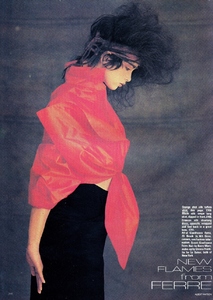 uk_vogue_apr_1985_14.thumb.jpg.03d46b8f6b6da43a9eaea7b49c59baf5.jpg