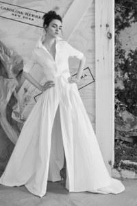 08-carolina-herrera-bridal-spring-2017.thumb.jpg.942eee13ef24c160c8c6eefb8597c424.jpg