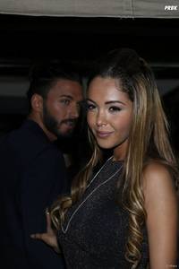 367548-nabilla-benattia-et-thomas-vergara-950x0-4.jpg