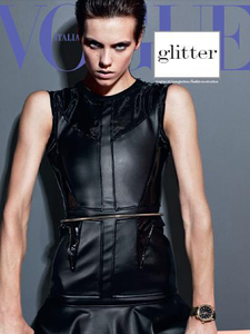 Corinna Ingenleuf-Vogue Glitter-Italia.jpg