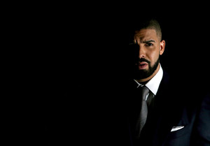 Drake+NBA+Star+Celebrity+Game+2016+1Ps_7p5l_95x.jpg