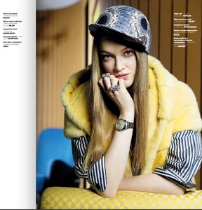 58e817b338535_TessaCoenenintcotemagazine7.thumb.jpg.ff965d26c1f109aca0d49e95588bfcd4.jpg